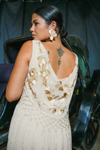 Cargar imagen en el visor de la galería, Vestido Soledad Beige Káhyra
