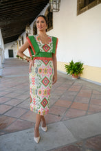 Cargar imagen en el visor de la galería, Vestido Mariposa verde Káhyra
