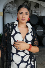 Cargar imagen en el visor de la galería, Vestido Reyes negro Káhyra
