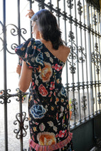 Cargar imagen en el visor de la galería, Vestido Madame mantón Káhyra
