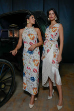 Cargar imagen en el visor de la galería, Vestido Mantón crudo Kahyra
