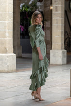 Cargar imagen en el visor de la galería, Vestido Cream Verde Káhyra

