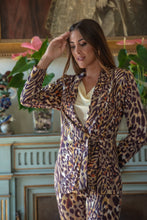 Cargar imagen en el visor de la galería, Chaqueta Aurora Salvaje Kahyra
