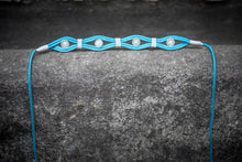 Cargar imagen en el visor de la galería, Cinturón Zig zag Joya Kahyra Turquesa
