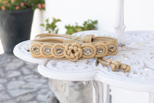 Cargar imagen en el visor de la galería, Cinturón Strass Dorado Kahyra
