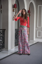 Cargar imagen en el visor de la galería, Pantalon Acuarela Coral Kahyra
