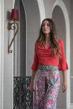Cargar imagen en el visor de la galería, Pantalon Acuarela Coral Kahyra
