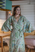 Cargar imagen en el visor de la galería, Vestido Bosque Kimono Sunset And Moon
