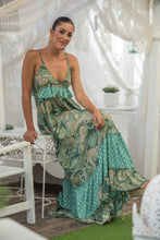 Cargar imagen en el visor de la galería, Vestido Capri Canastero Sunset &amp; Moon
