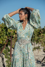 Cargar imagen en el visor de la galería, Vestido Albariza Boho Sunset &amp; Moon
