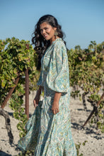Cargar imagen en el visor de la galería, Vestido Albariza Boho Sunset &amp; Moon
