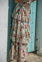 Cargar imagen en el visor de la galería, Vestido Guacamayo Volante Sunset &amp; Moon
