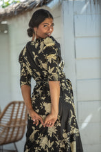 Cargar imagen en el visor de la galería, Vestido Kavala Cruzado Sunset &amp; Moon
