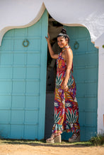 Cargar imagen en el visor de la galería, Vestido Milos Cuello Sunset &amp; Moon
