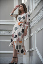 Cargar imagen en el visor de la galería, Vestido Elegant Lunares Volante Kahyra
